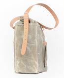 Storväskan, lock, färgad med avokadoskal